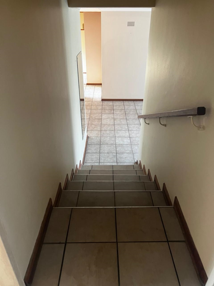 3 Bedroom Property for Sale in Pentagon Park Free State